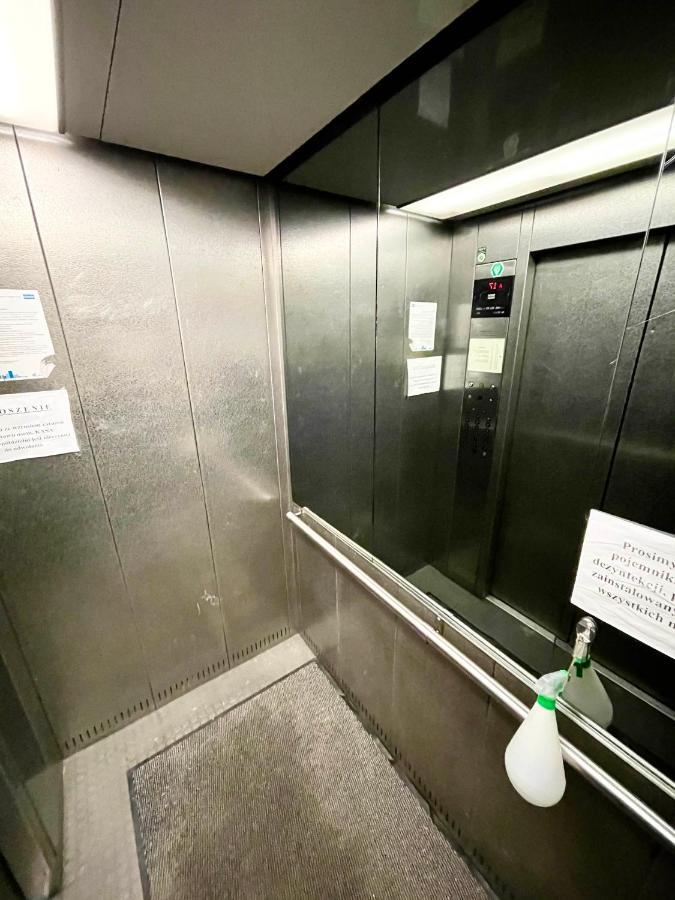 Super Apartament Blue Scisle Centrum Dwie Linie Metra Netflix Wifi 300 Mbs Panorama Miasta 华沙 外观 照片